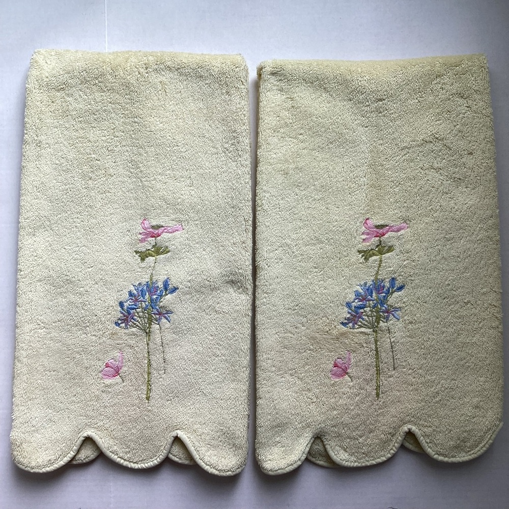 Yvette Delorme Paris Floral Embroidered Towels with Scalloped Edges Set of Two